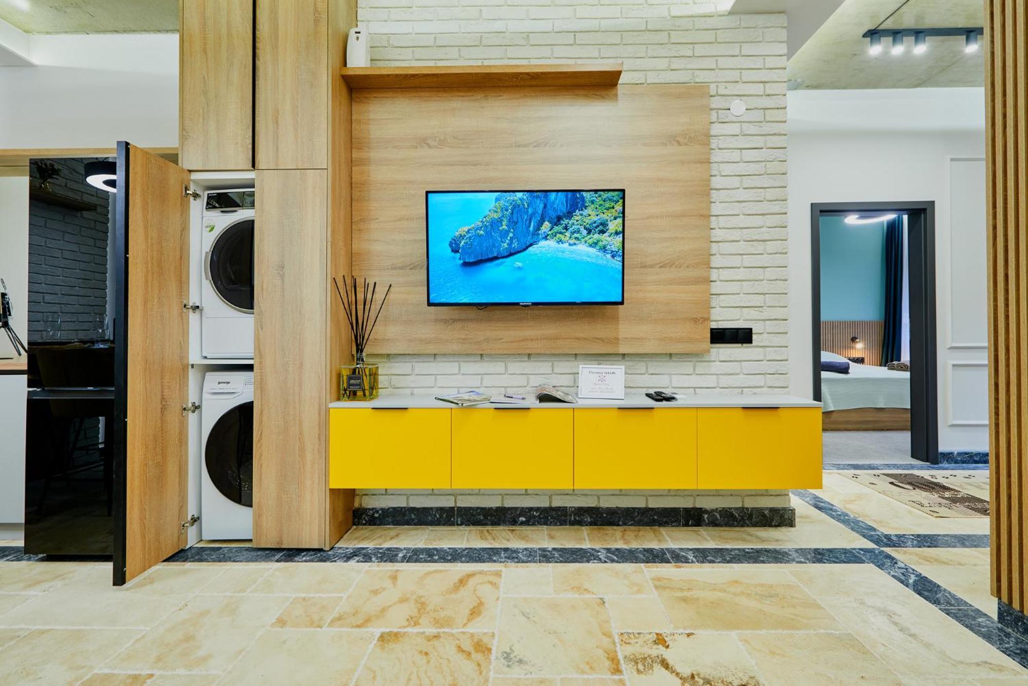 Florance Rentals Luxury Apartments In Burgas by Eksteriør bilde