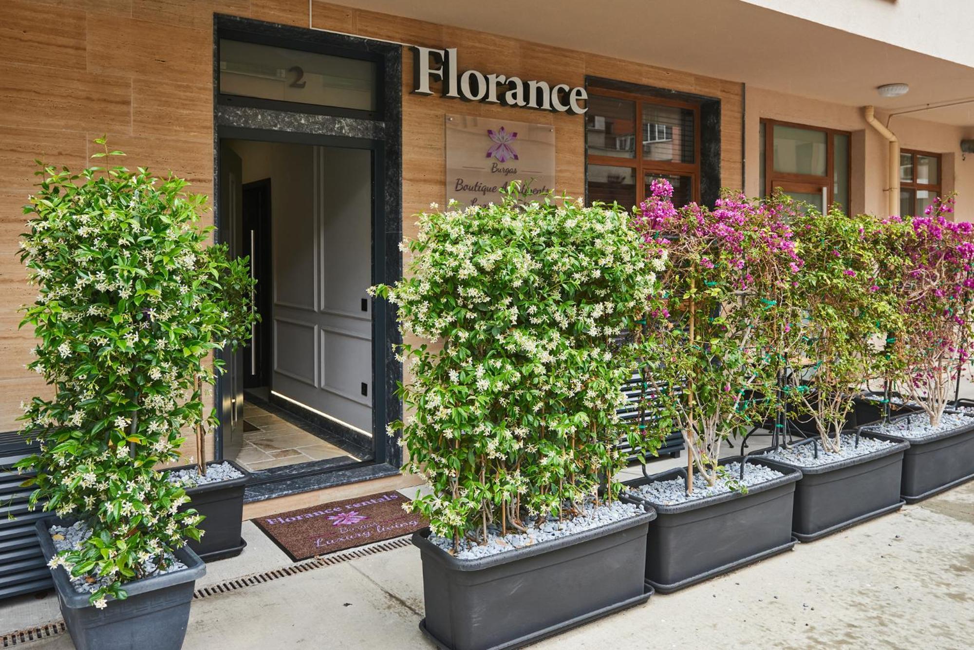 Florance Rentals Luxury Apartments In Burgas by Eksteriør bilde