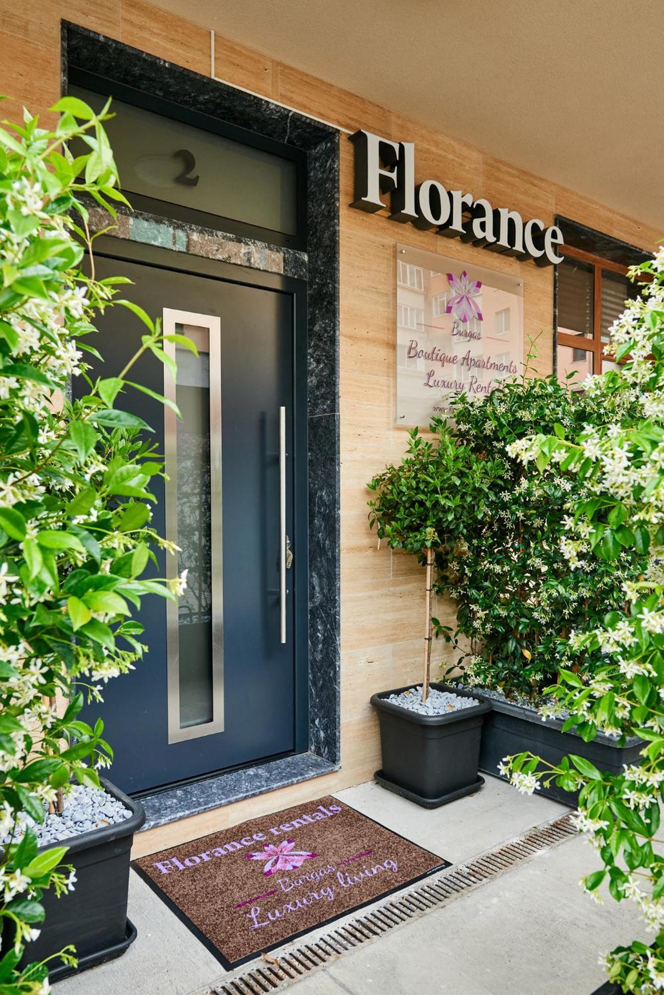 Florance Rentals Luxury Apartments In Burgas by Eksteriør bilde